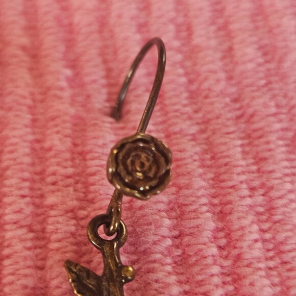 New Gothic Styled Drop Earrings - Picture 4 of 4